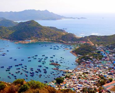 Tour Bình Ba 2N2Đ : Du Ngoạn Vịnh Cam Ranh