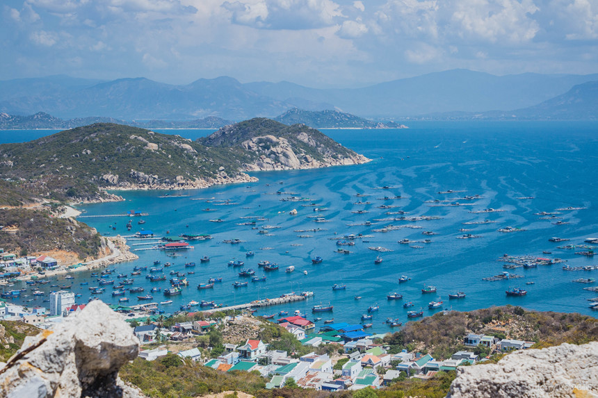 Tour Bình Ba 2N2Đ : Du Ngoạn Vịnh Cam Ranh