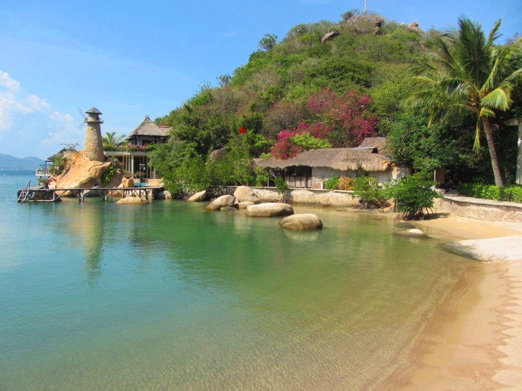 Tour Bình Ba 2N2Đ : Du Ngoạn Vịnh Cam Ranh