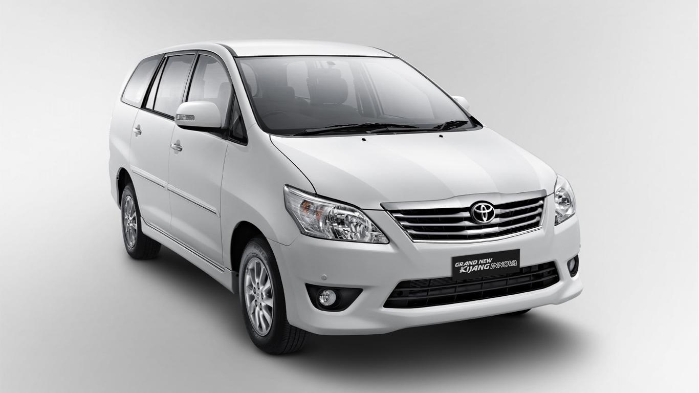 Toyota Innova 2015